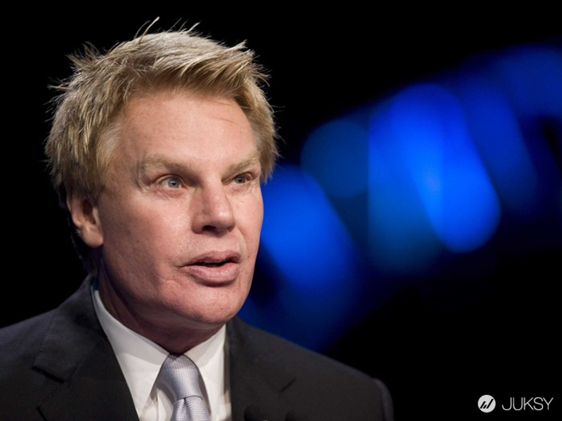 abercrombie ceo mike jeffries