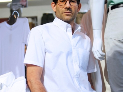 醜聞纏身的CEO 走了，American Apparel 用股價猛漲慶賀