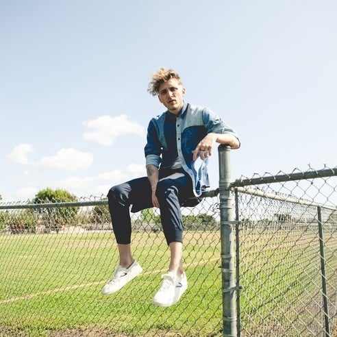 “你的耶誕，你的 Publish Brand “LEGACY”Jogger Pants™！” 