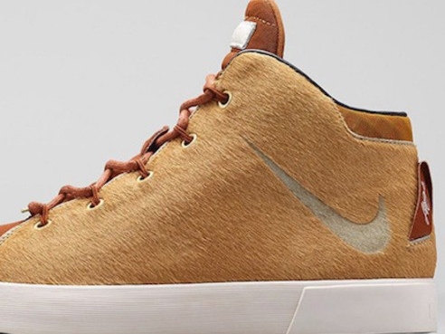 時髦的獅王氣質，NIKE 推出LEBRON 12 Lifestyle 全新配色
