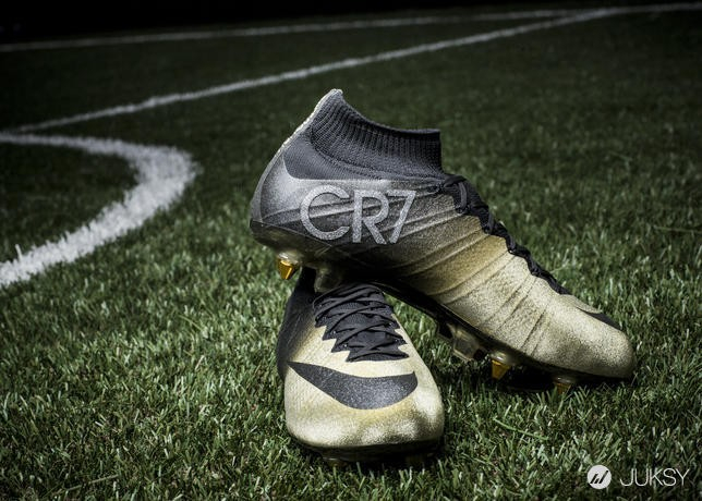 NIKE 推出 MERCURIAL CR7 珍貴黃金戰靴向 CRISTIANO RONALDO 致敬