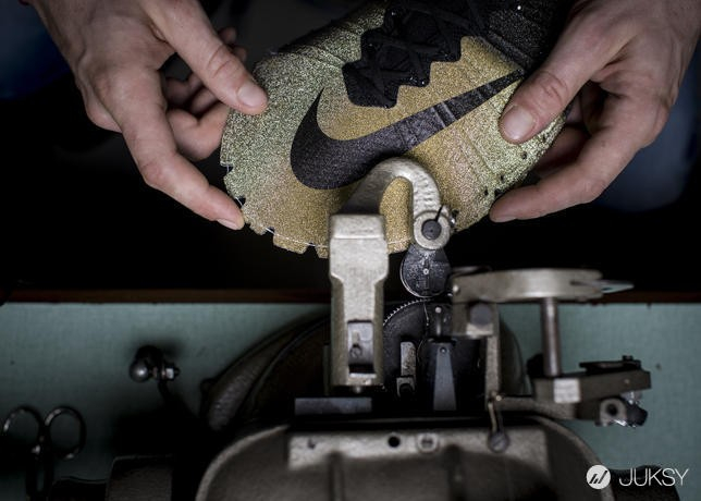 NIKE 推出 MERCURIAL CR7 珍貴黃金戰靴向 CRISTIANO RONALDO 致敬