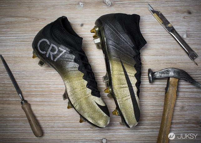 NIKE 推出 MERCURIAL CR7 珍貴黃金戰靴向 CRISTIANO RONALDO 致敬