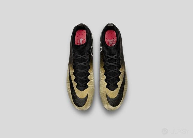 NIKE 推出 MERCURIAL CR7 珍貴黃金戰靴向 CRISTIANO RONALDO 致敬