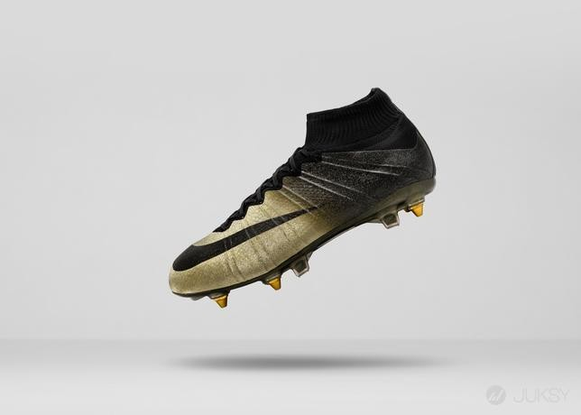 NIKE 推出 MERCURIAL CR7 珍貴黃金戰靴向 CRISTIANO RONALDO 致敬