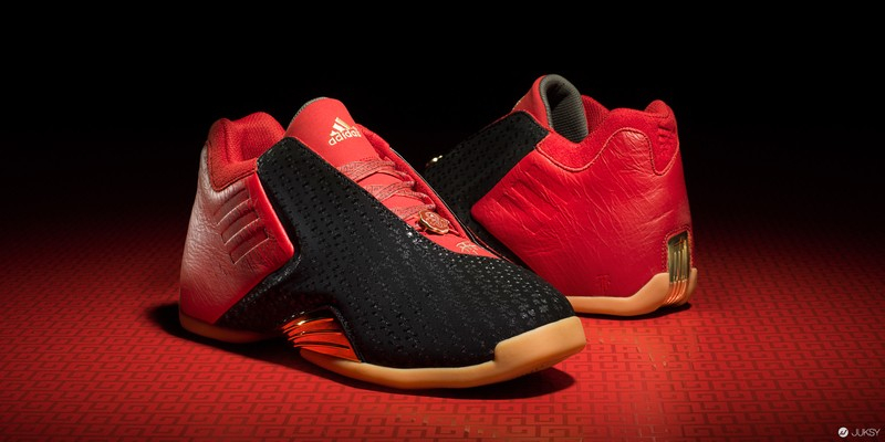 adidas 慶祝農曆乙末新年 推出”The Year of the Goat”羊年系列