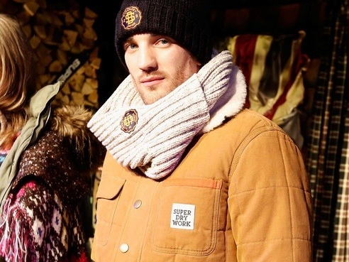 【倫敦男裝周】Superdry 2015秋冬倫敦發表會 打造雪山渡假木屋氛圍 進化戶外運動時尚感