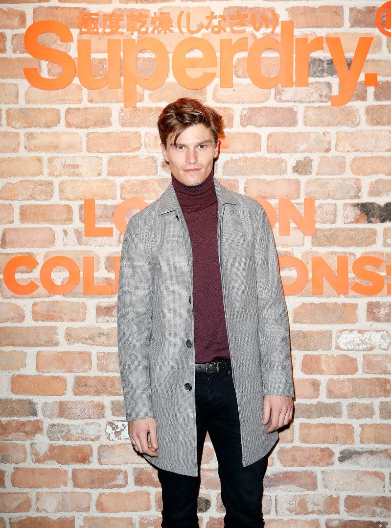 【倫敦男裝周】Superdry 2015秋冬倫敦發表會 打造雪山渡假木屋氛圍 進化戶外運動時尚感