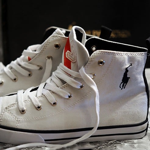 RALPH LAUREN 承認侵權匡威 All Star，將銷毀產品並賠款