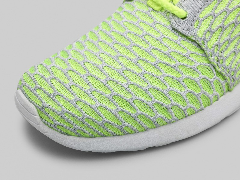 更簡約,更出色:NIKE ROSHE FLYKNIT技術造就全新極簡主義