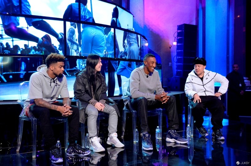 NIKE INSIDE ACCESS STUDIO PANEL