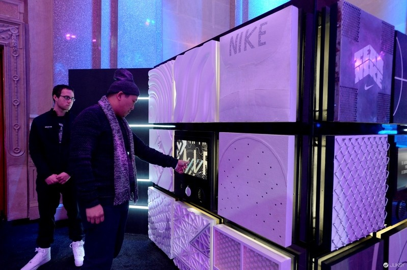 NIKE INSIDE ACCESS STUDIO PANEL