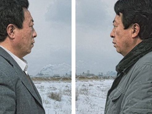 攝影師紀錄這些雙胞胎在 50 年過後　因為生活環境而顯得多麼不同！