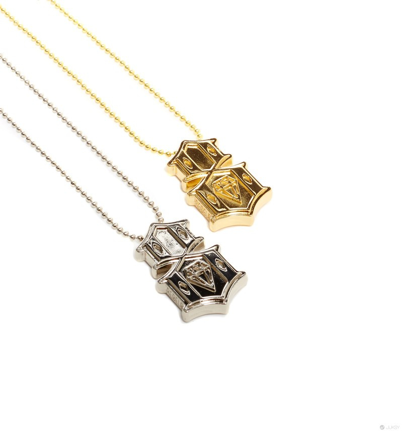 REBEL8 全新飾品系列：鑽石8的極致表現－METEL8 