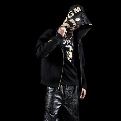 A BATHING APE BLACK 新品放出，Travi$ Scott 出演 lookbook