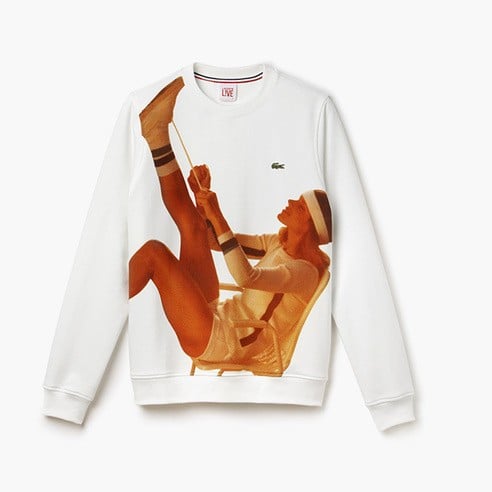 既然流行復古，LACOSTE L!VE 就把七零年代網球廣告印在衣服上