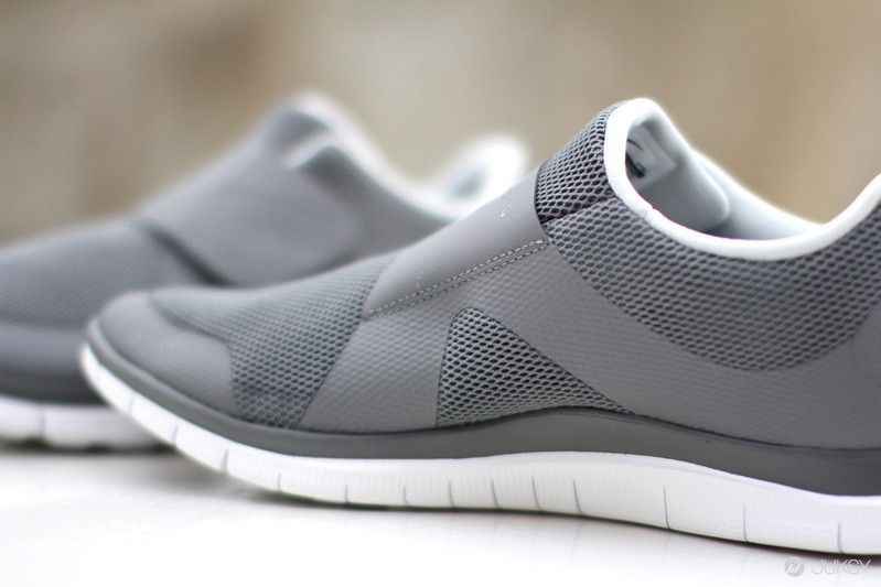 潮流款 Free 系列跑鞋,有魔術貼的 Nike Free Socfly 亮相