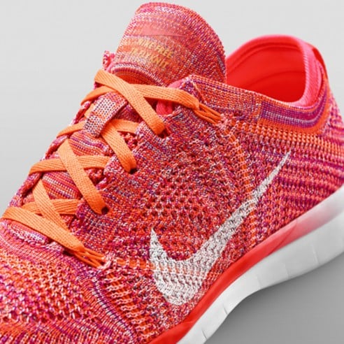 NIKE FREE TR 5 FLYKNIT 適合訓練的運動鞋