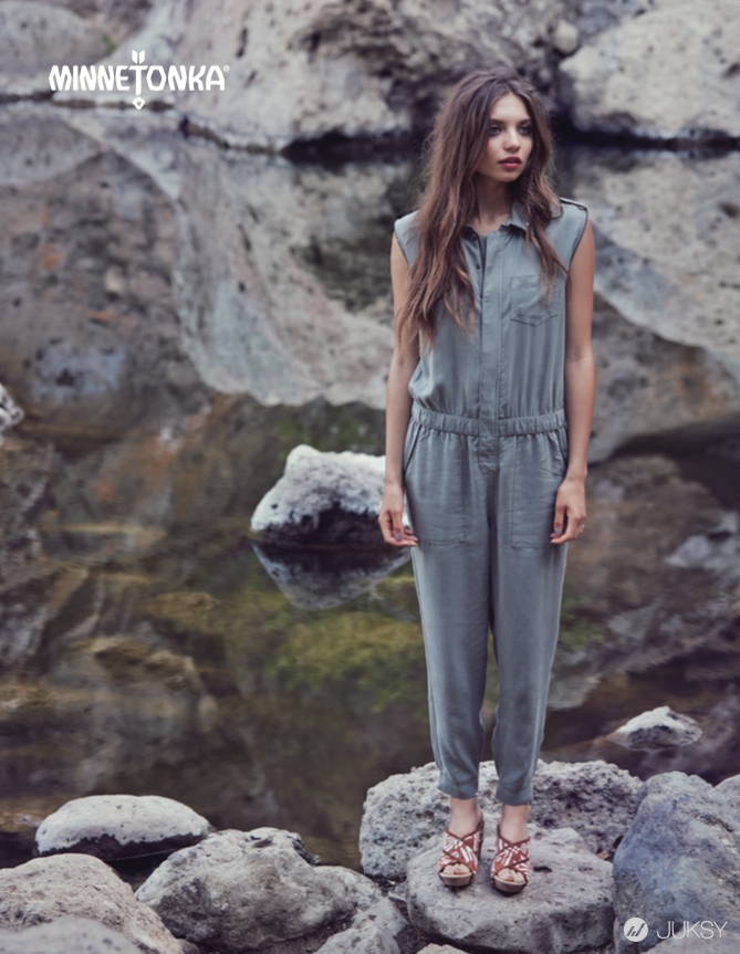 Minnetonka Moccasin S/S 2015 春夏度假風格涼拖鞋履，繽紛上市‏!!