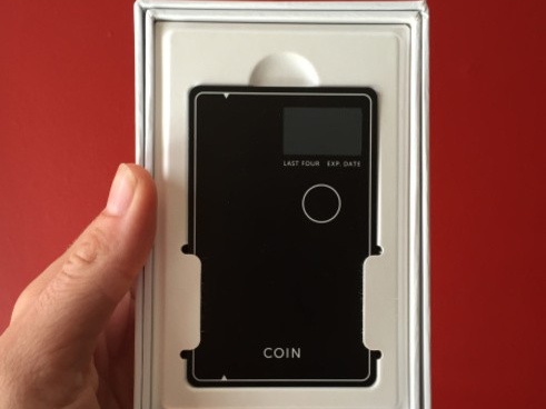 那款想把你所有信用卡、積分卡變成一張卡的COIN，今天開始發貨了