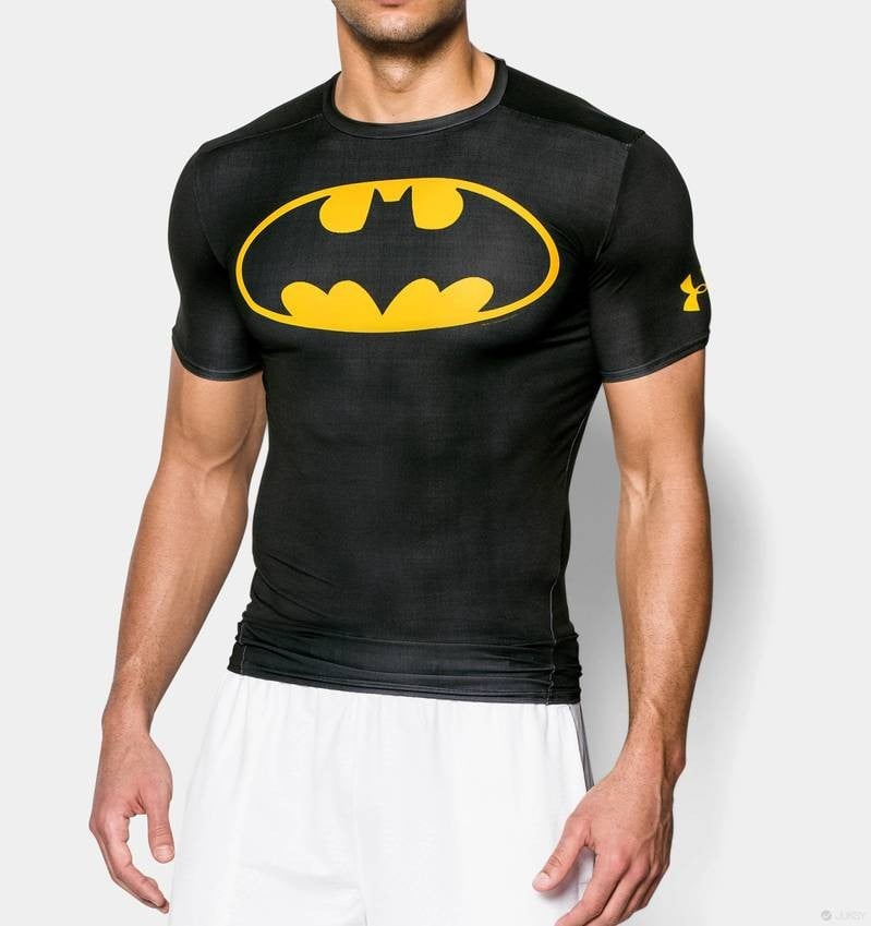 想當超級英雄?UNDER ARMOUR 說你可以先買件他家的運動衣