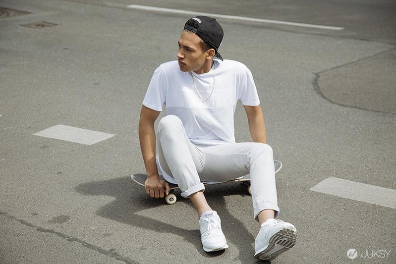 PULL&BEAR 推出迷你男裝系列 URBAN WHITE 彰顯利落的線條感和簡約的設計精髓