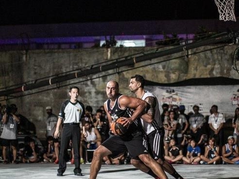 2015 Red Bull King of the Rock一對一街頭籃球激鬥 黃暐皓 劉丁維 孫潔萍 前進土耳其  單挑熱鬥古城之巔