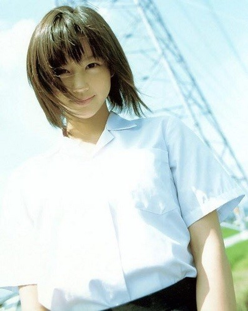 堀北真希妹妹照片曝光簡直是同一個模子刻出來的 Juksy 街星