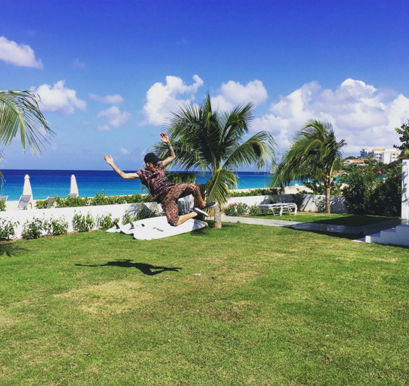 小賈斯汀秀出他的微妙穿搭 到底是潮還是怪?