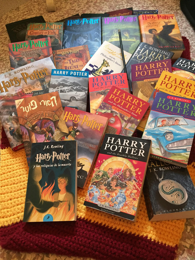 24 歲女孩是《哈利波特》超級鐵粉 收集各國版本的 Harry Potter!