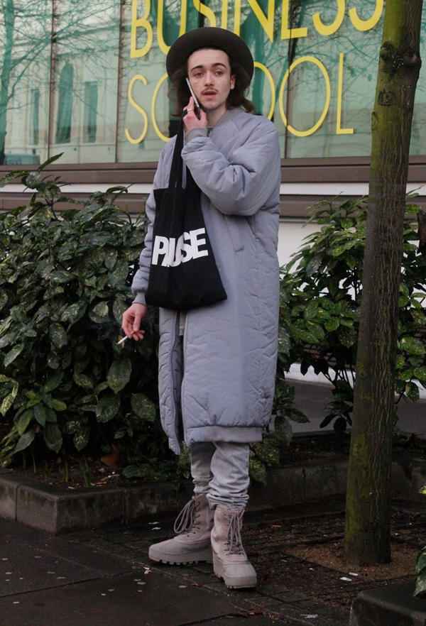 【即時街拍】倫敦下探 4°C 又濕又冷!街頭型男都這樣穿
