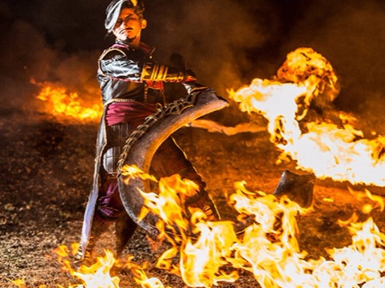 日本超華麗 Cosplay 攝影聚會　真實爆破場景炫目登場！ 