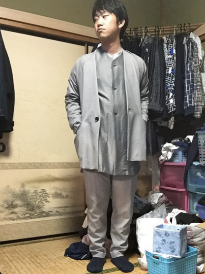 別被模特兒給騙了！日本男生親自示範名牌穿在自己身上的不同...