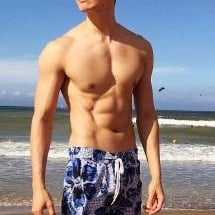 台灣男星身材特搜！「 2015 弱雞進化大肌肌」　網友：身體真的是他們的？