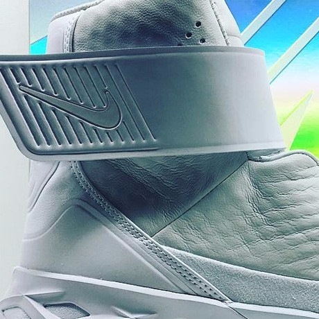 Hi-Street Sneaker 混戰升級，NIKE 將發布全新鞋款Swoosh Hunter
