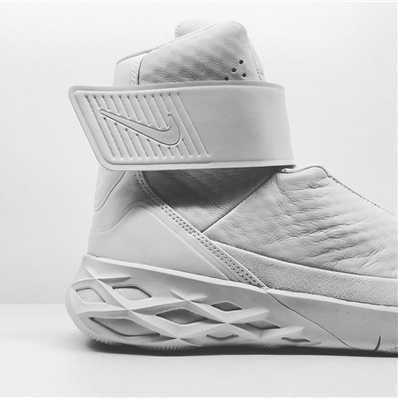 Hi-Street Sneaker 混戰升級，NIKE 將發布全新鞋款 Swoosh Hunter 