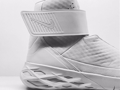 Hi-Street Sneaker 混戰升級，NIKE 將發布全新鞋款 Swoosh Hunter 