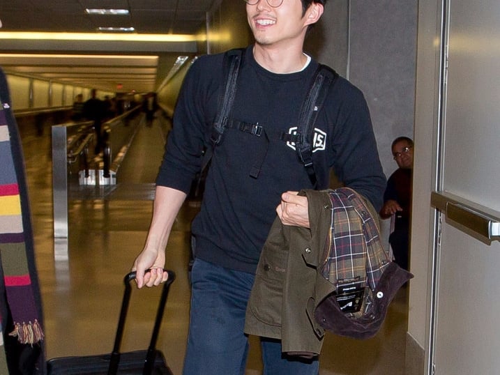 《陰屍路》Glenn 私服穿搭超帥...但他把衣服脫掉後竟然更可口了！！