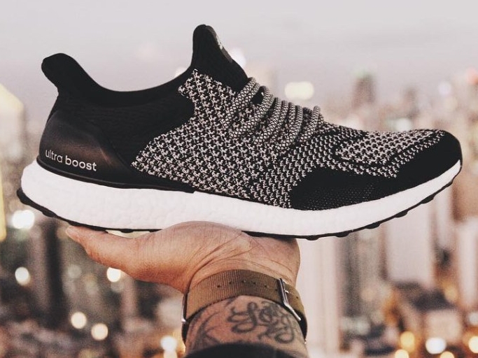 Adidas Ultra Boost 改造教學 3 步驟全收錄 網友:這我阿嬤都會!