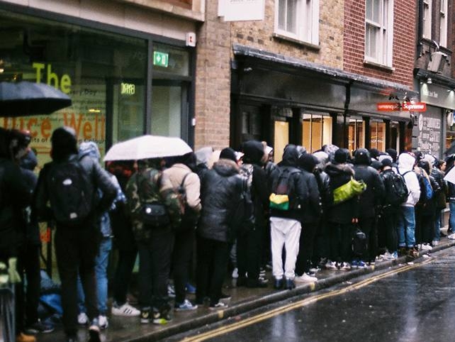 流血、衝突事件不斷！Supreme 倫敦專門店將被關閉？