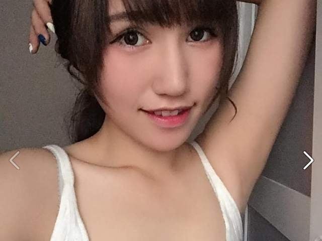 香港實況主的扛壩子　人氣正妹 AshlyChan