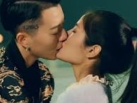 男人快學吧！火紅同志微電影《錯了性別，不錯愛》　帥氣女 T 「撩妹 4 大法」