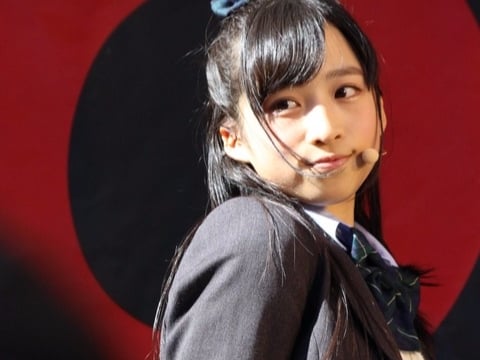 足以與橋本環奈顏值對抗的 AKB　14 歲小栗有以被瘋狂討論！