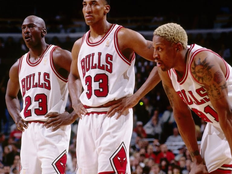 令人難忘的回憶，這10 位巨星撐起了 NBA 的 90 年代！