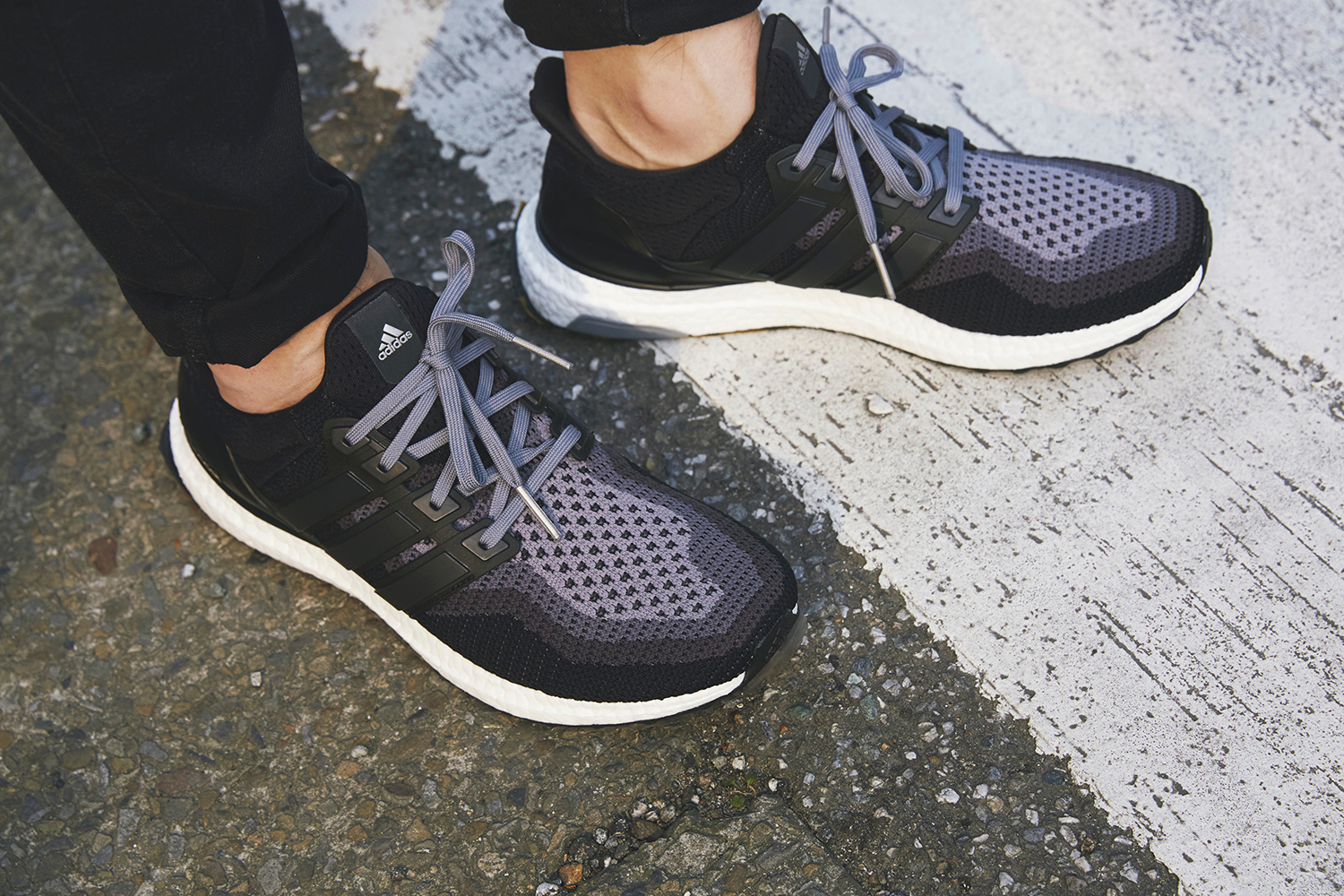 貝克漢、肯伊威斯特兩大家族都穿它!adidas Ultra Boost 黑白神鞋準備開搶