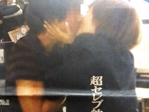 日本女演員「夏菜」被爆當眾激吻富家男友　網友諷：她是在跟錢接吻
