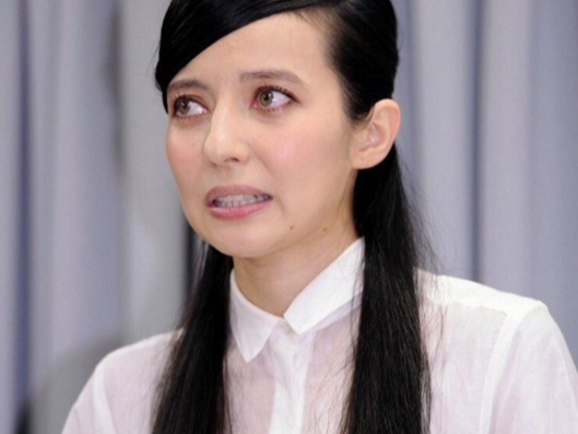 更引眾怒！新婚 4 個月就與 Becky 搞外遇　樂團主唱首暴露心聲：「偷拍的照片不能選好看一點的嗎？」