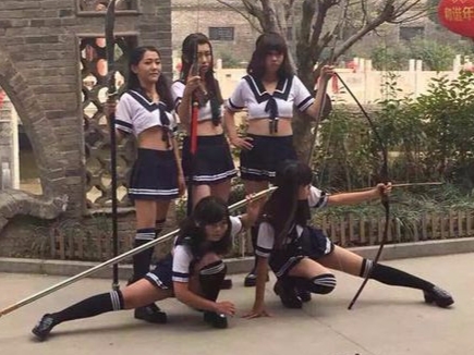 玩真的!中國女團 Sunshine 拍攝新 MV 網友問:真有人投資?
