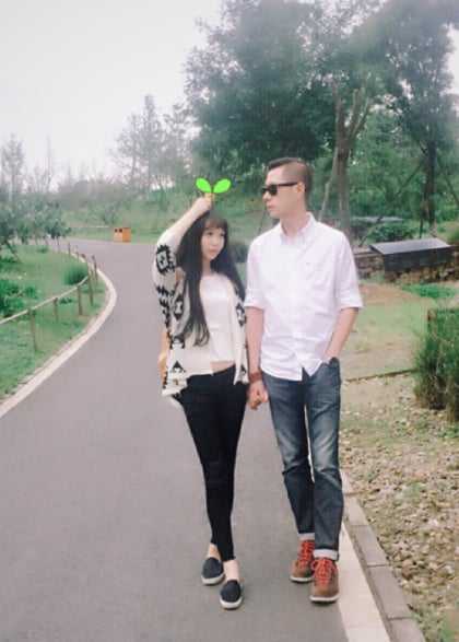 這一家人顏值太高！正妹曬出跟爸爸合照　年輕到太像男友引起眾網友羨慕！