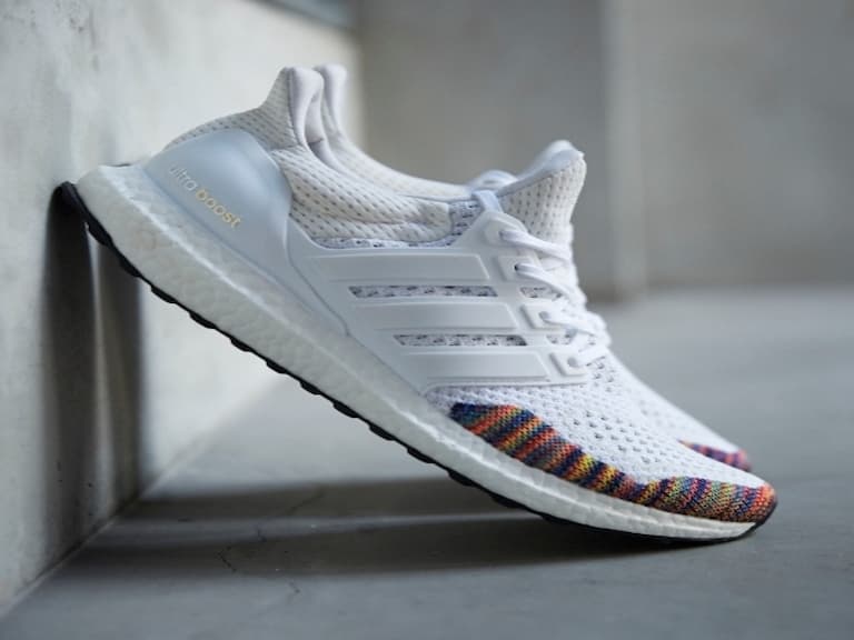 高科技與彩虹的美麗邂逅!adidas Ultra Boost Rainbow Ltd 來襲